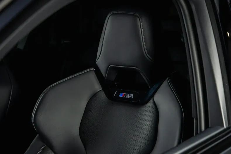 BMW M5 din 2025 cu 16.500 km - oferta BMW170365 - foto 10