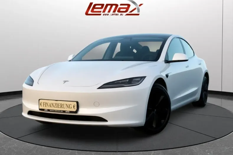 Tesla Model 3 din 2024 cu 39.100 km - oferta TES170366 - foto 1