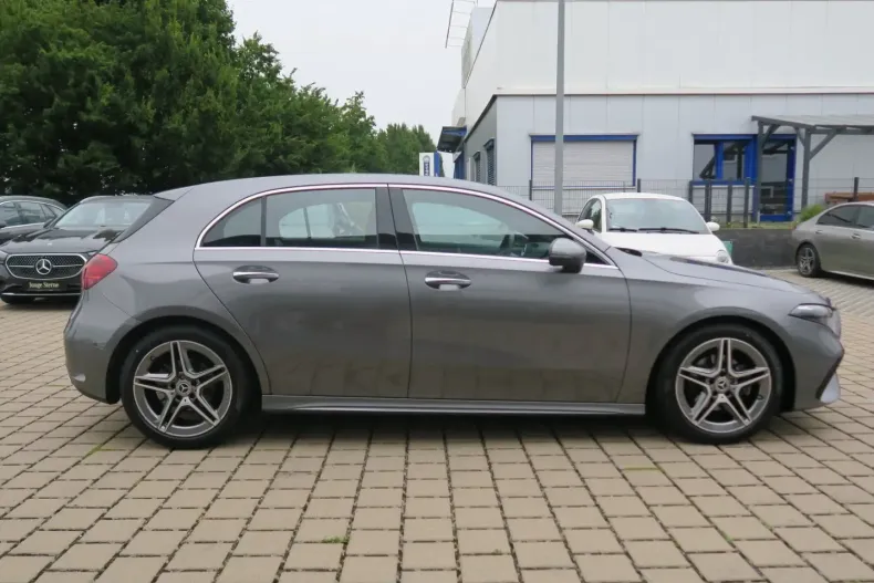 Mercedes-Benz A 180 din 2024 cu 19.971 km - oferta MER170367 - foto 4