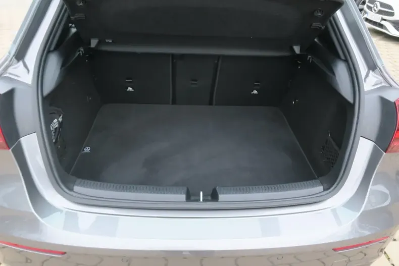 Mercedes-Benz A 180 din 2024 cu 19.971 km - oferta MER170367 - foto 6