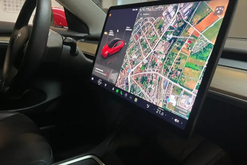 Tesla Model 3 din 2022 cu 50.000 km - oferta TES170369 - foto 15