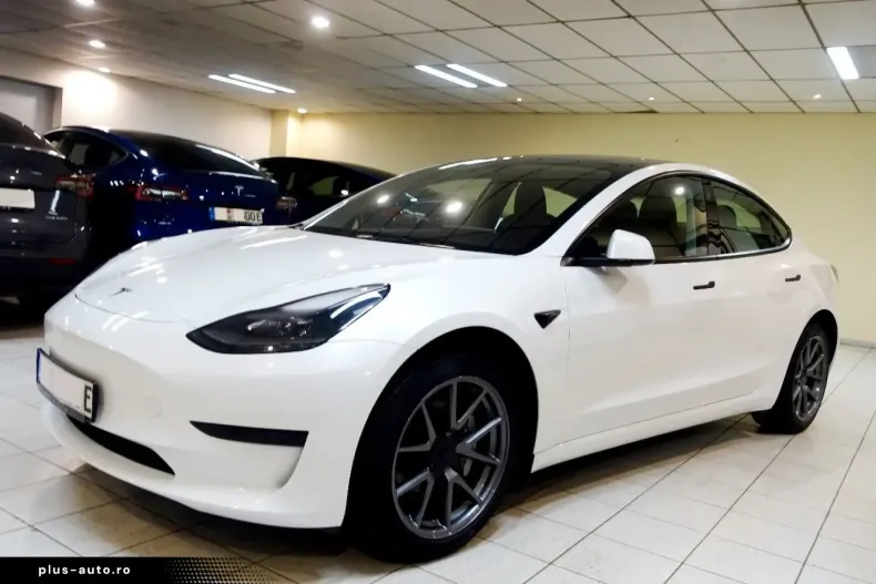 Tesla Model 3 din 2022 cu 6.569 km - oferta TES170370 - foto 2