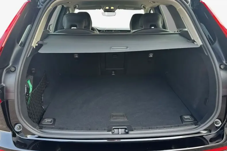 Volvo XC60 din 2024 cu 27.132 km - oferta VOL170372 - foto 6