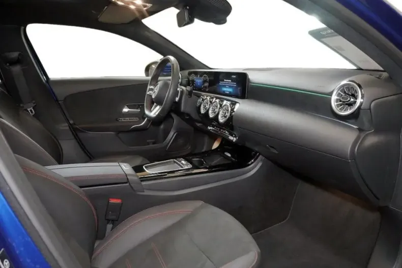 Mercedes-Benz A 180 din 2024 cu 10.435 km - oferta MER170374 - foto 6