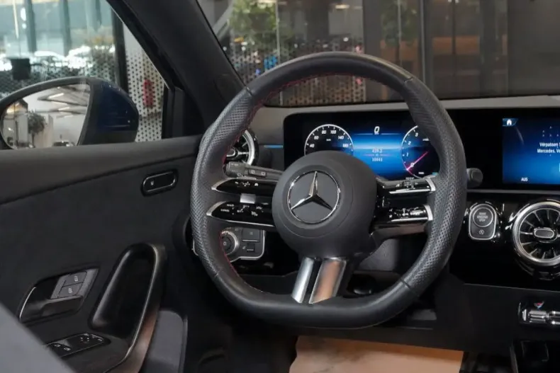 Mercedes-Benz A 180 din 2024 cu 10.435 km - oferta MER170374 - foto 9