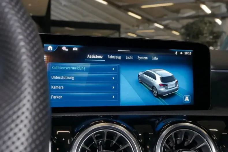 Mercedes-Benz A 180 din 2024 cu 10.435 km - oferta MER170374 - foto 18