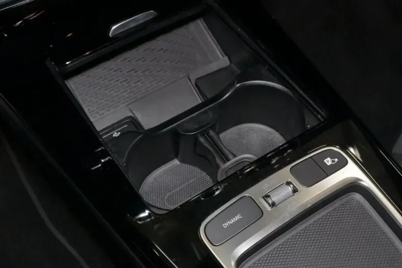 Mercedes-Benz A 180 din 2024 cu 10.435 km - oferta MER170374 - foto 19