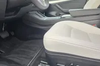 Tesla Model 3 din 2023 cu 28.114 km - oferta TES170378 - foto 11