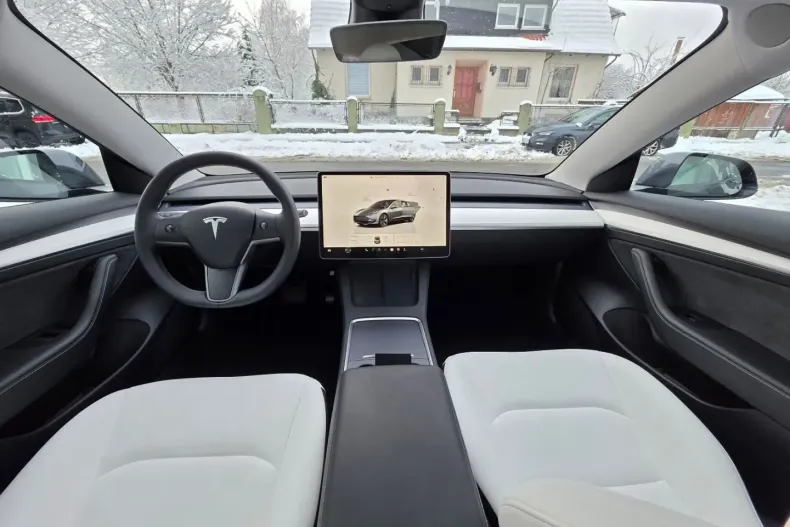 Tesla Model 3 din 2023 cu 28.114 km - oferta TES170378 - foto 14