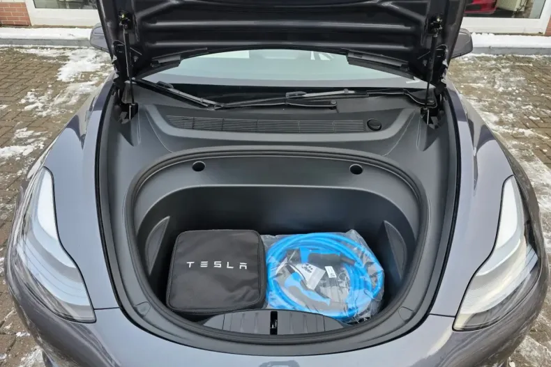 Tesla Model 3 din 2023 cu 28.114 km - oferta TES170378 - foto 22