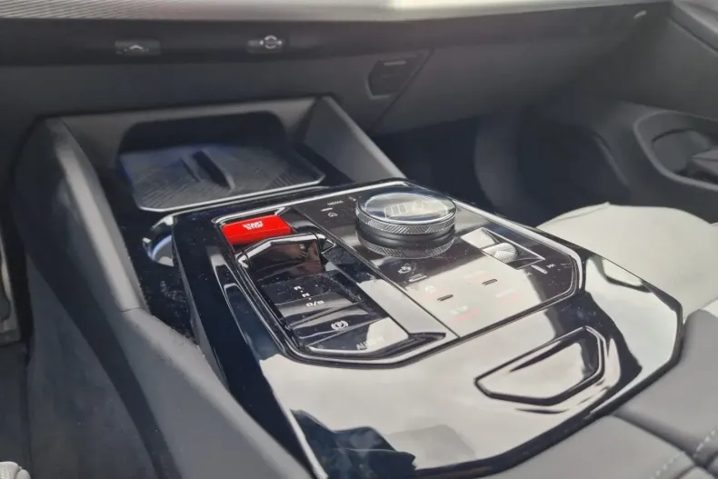 BMW M5 din 2025 cu 17.750 km - oferta BMW170382 - foto 9