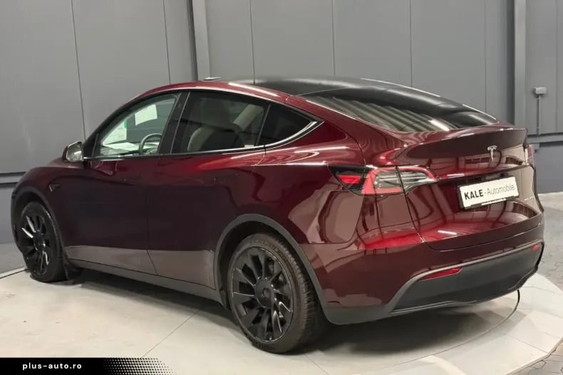 Tesla Model Y din 2023 cu 63.000 km - oferta TES170384 - foto 3
