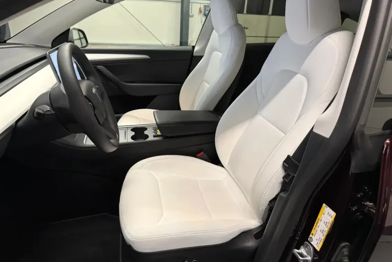 Tesla Model Y din 2023 cu 63.000 km - oferta TES170384 - foto 21