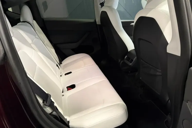 Tesla Model Y din 2023 cu 63.000 km - oferta TES170384 - foto 22