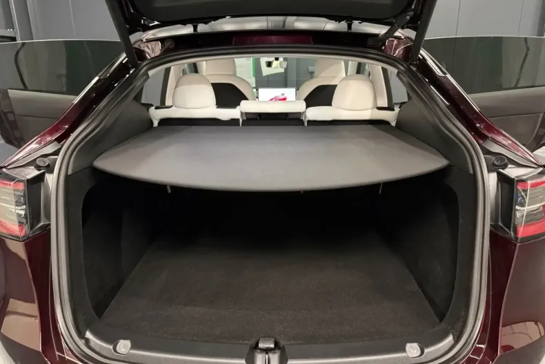 Tesla Model Y din 2023 cu 63.000 km - oferta TES170384 - foto 24