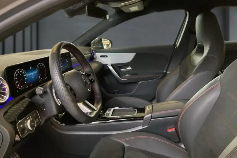 Mercedes-Benz A 200 din 2024 cu 12.167 km - oferta MER170385 - foto 6