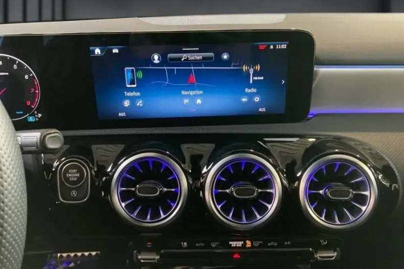 Mercedes-Benz A 200 din 2024 cu 12.167 km - oferta MER170385 - foto 15