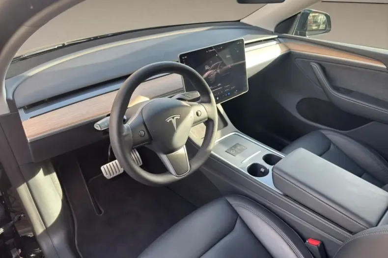 Tesla Model Y din 2022 cu 68.000 km - oferta TES170390 - foto 11