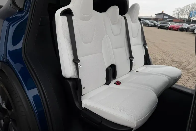 Tesla Model X din 2023 cu 43.999 km - oferta TES170392 - foto 14