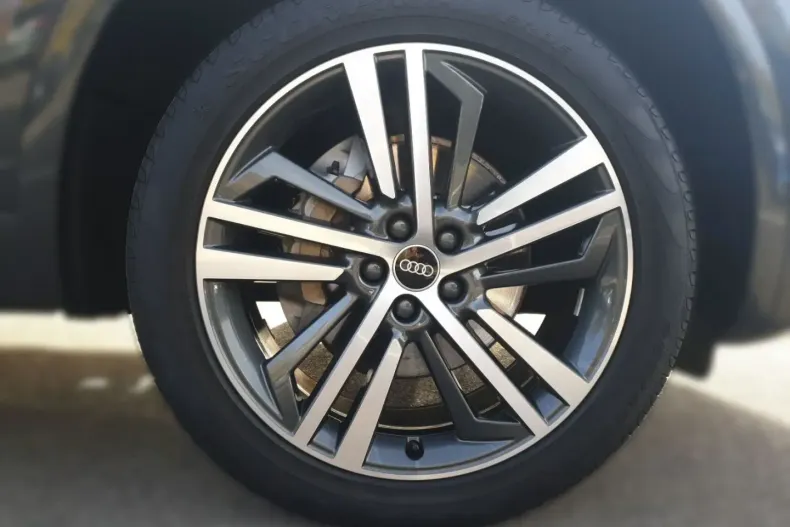 Audi Q5 din 2022 cu 26.682 km - oferta AUD170394 - foto 6