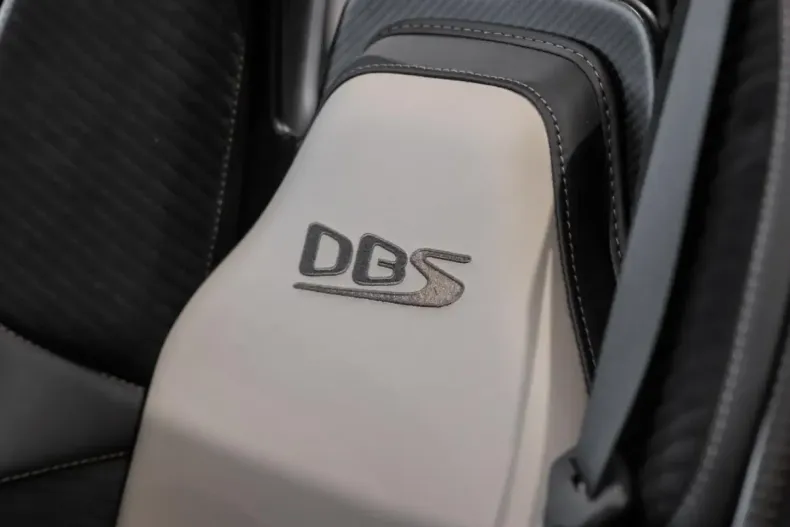 Aston Martin DBS din 2024 cu 1.231 km - oferta AST170396 - foto 20