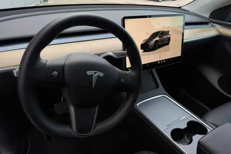 Tesla Model Y din 2022 cu 60.966 km - oferta TES170398 - foto 16
