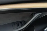 Tesla Model Y din 2022 cu 60.966 km - oferta TES170398 - foto 18