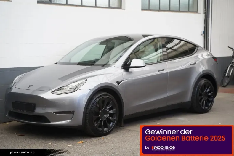 Tesla Model Y din 2023 cu 49.998 km - oferta TES170400 - foto 1