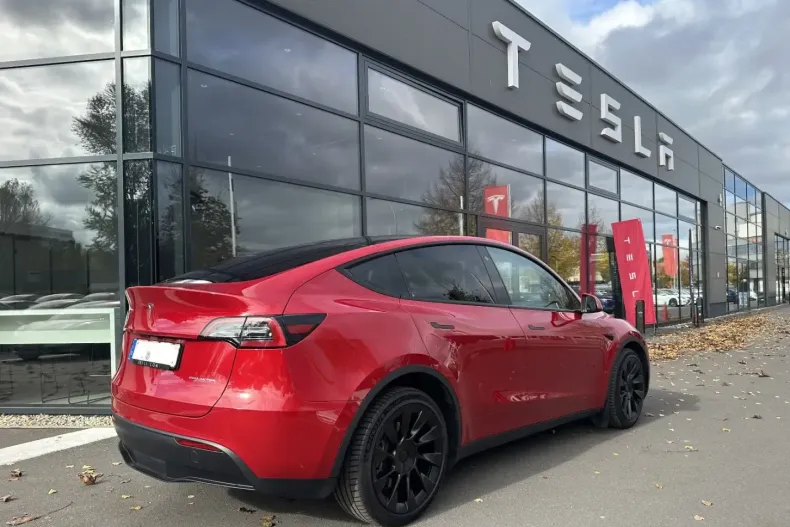 Tesla Model Y din 2022 cu 15.000 km - oferta TES170402 - foto 3