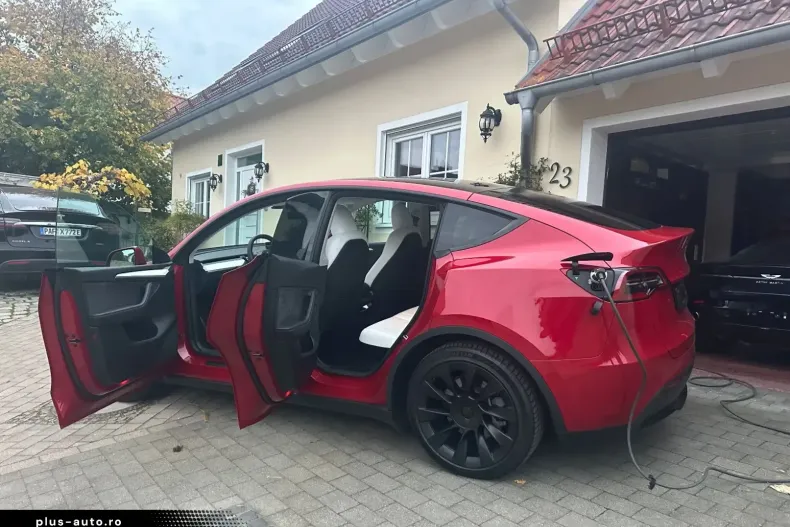 Tesla Model Y din 2022 cu 15.000 km - oferta TES170402 - foto 7