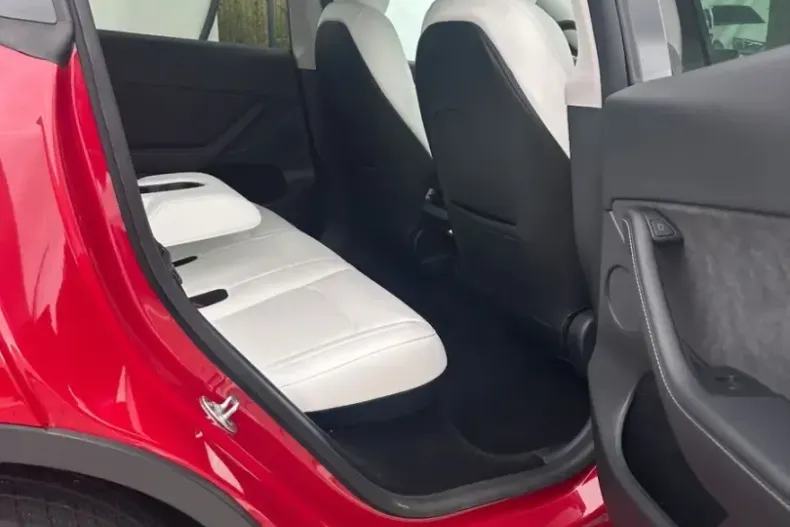 Tesla Model Y din 2022 cu 15.000 km - oferta TES170402 - foto 25