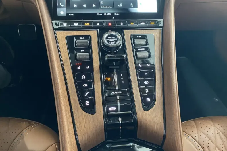 Aston Martin DB12 din 2024 cu 3.900 km - oferta AST170409 - foto 14