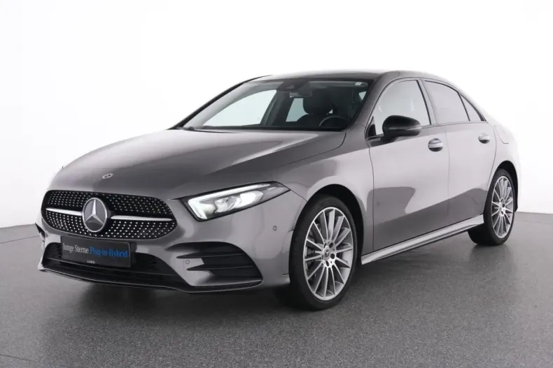 Mercedes-Benz A 250 din 2022 cu 24.031 km - oferta MER170417 - foto 1