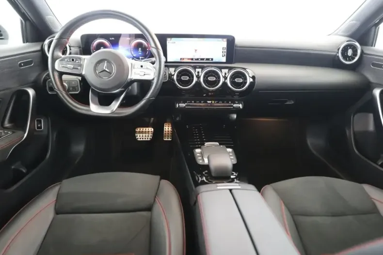 Mercedes-Benz A 250 din 2022 cu 48.856 km - oferta MER170419 - foto 10