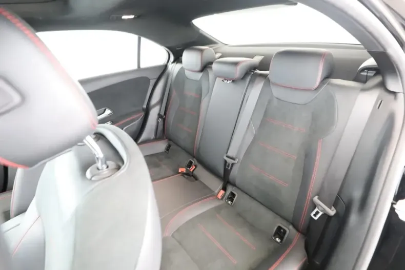 Mercedes-Benz A 250 din 2022 cu 48.856 km - oferta MER170419 - foto 11