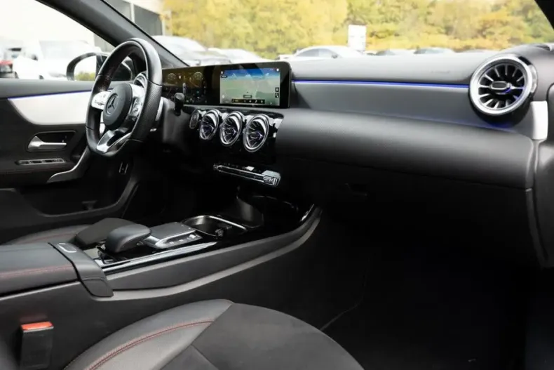 Mercedes-Benz A 250 din 2022 cu 38.390 km - oferta MER170420 - foto 3