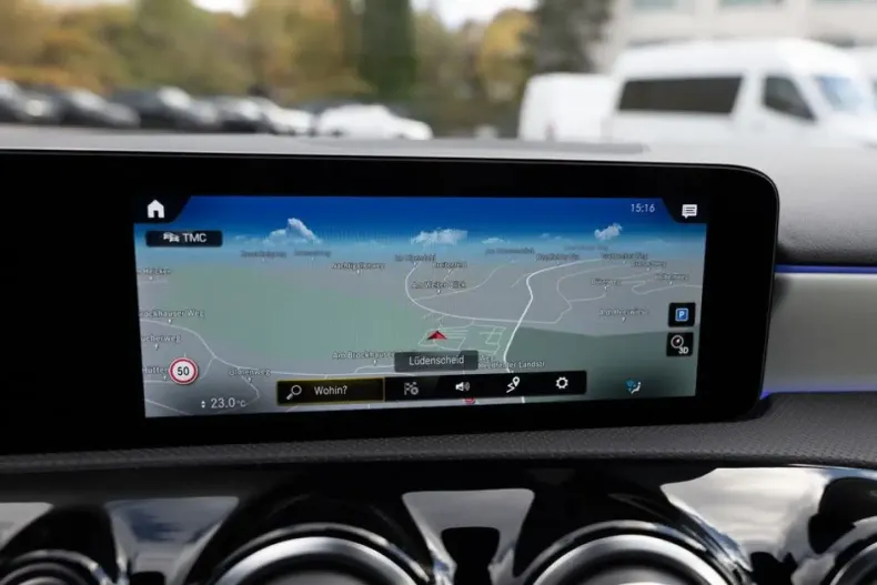 Mercedes-Benz A 250 din 2022 cu 38.390 km - oferta MER170420 - foto 8