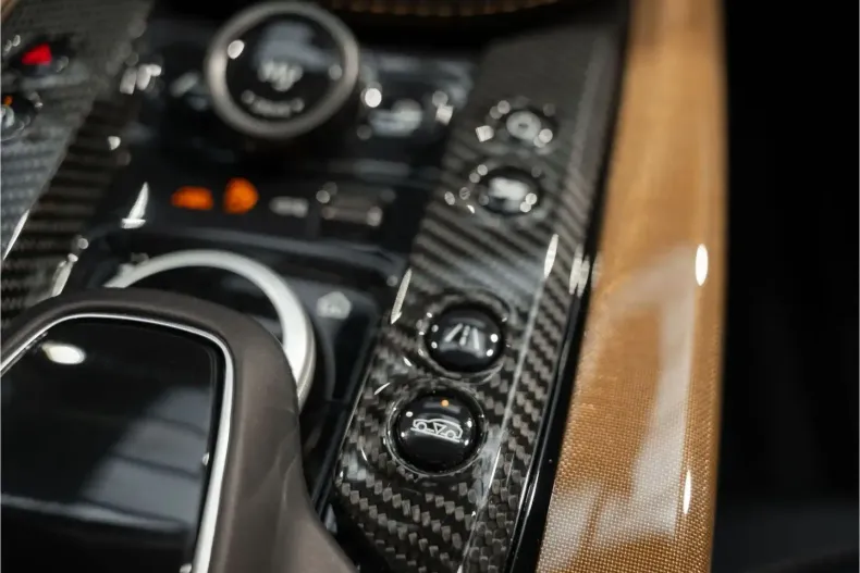 Aston Martin DBX din 2023 cu 26.335 km - oferta AST170421 - foto 32