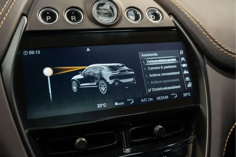 Aston Martin DBX din 2023 cu 26.335 km - oferta AST170421 - foto 35