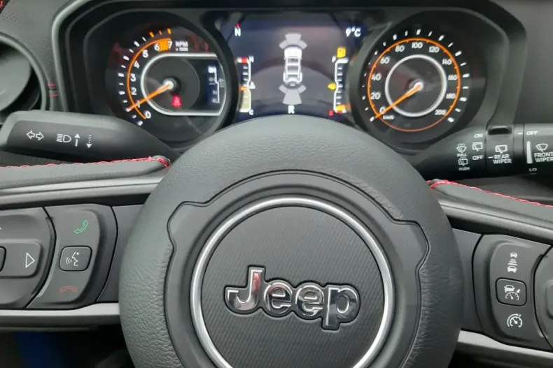 Jeep Wrangler din 2024 cu 1.500 km - oferta JEE170426 - foto 19