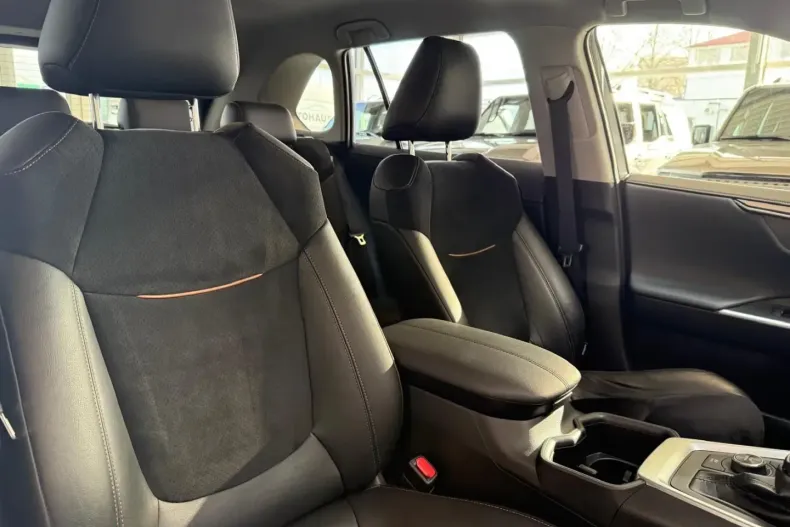 Toyota RAV4 din 2023 cu 21.765 km - oferta TOY170427 - foto 20