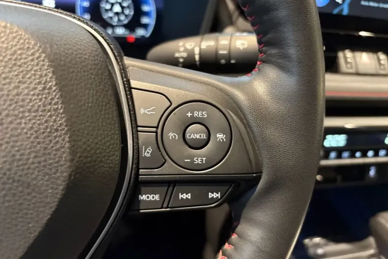 Toyota RAV4 din 2023 cu 70.605 km - oferta TOY170428 - foto 26