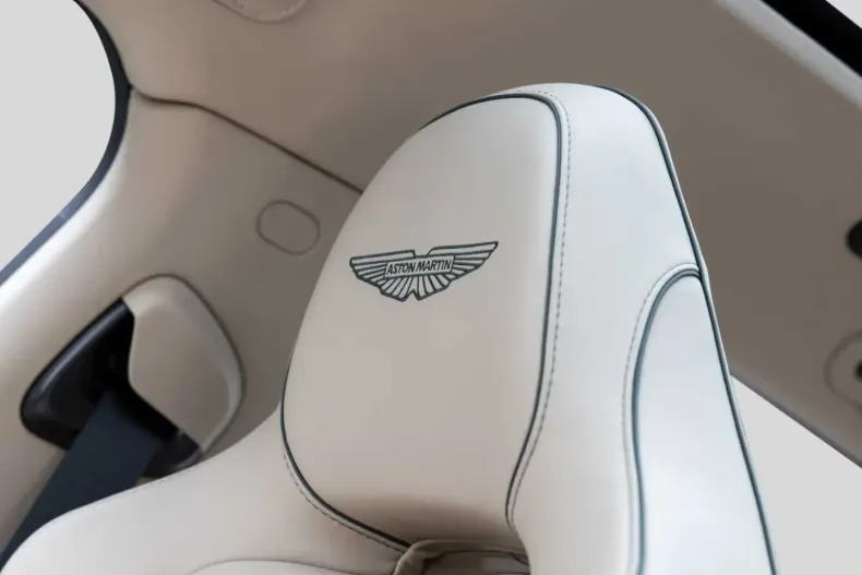 Aston Martin DBX din 2025 cu 50 km - oferta AST170432 - foto 20