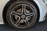 Mercedes-Benz CLA 250 din 2024 cu 4.705 km - oferta MER170451 - foto 5