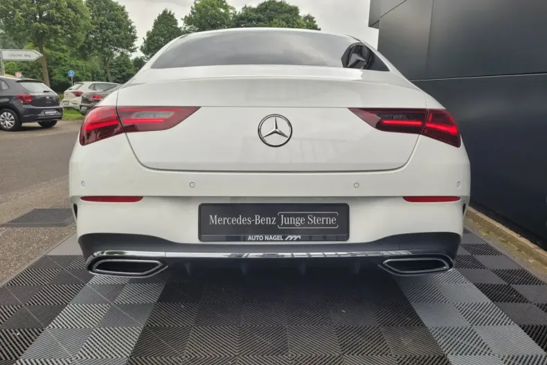 Mercedes-Benz CLA 250 din 2024 cu 7.237 km - oferta MER170454 - foto 5