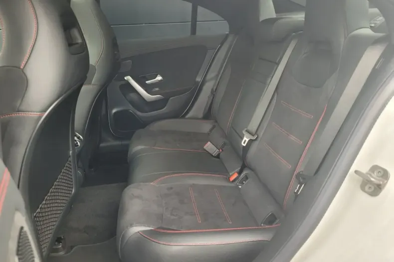 Mercedes-Benz CLA 250 din 2024 cu 7.237 km - oferta MER170454 - foto 15