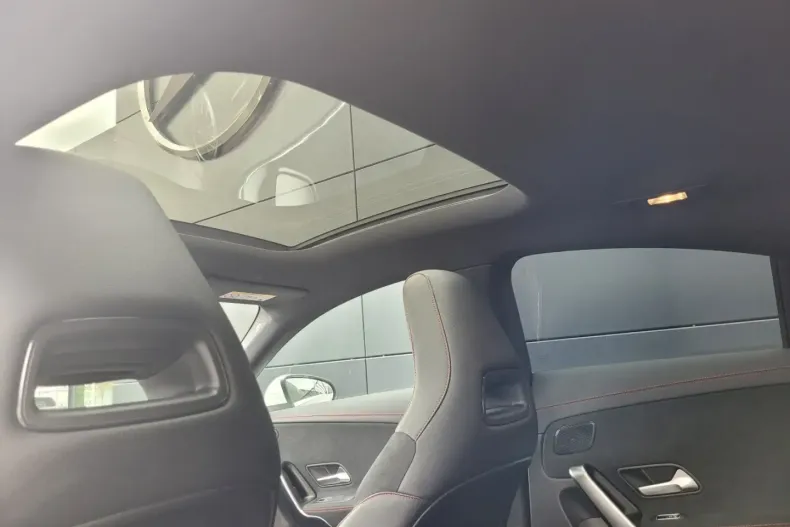 Mercedes-Benz CLA 250 din 2024 cu 7.237 km - oferta MER170454 - foto 16