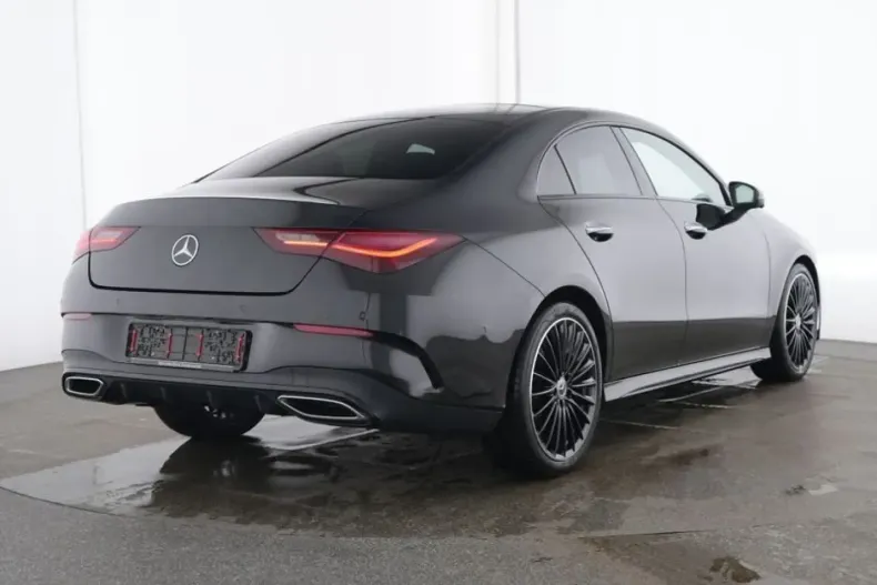 Mercedes-Benz CLA 250 din 2024 cu 15.216 km - oferta MER170455 - foto 2