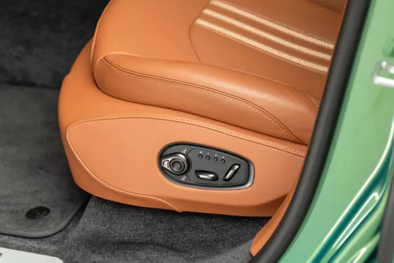 Aston Martin DBX din 2025 cu 5 km - oferta AST170456 - foto 23