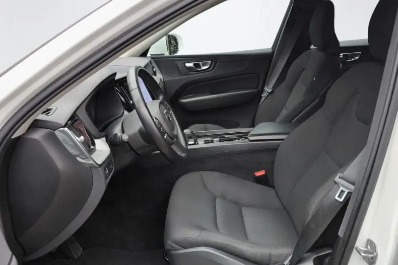 Volvo XC60 din 2022 cu 77.980 km - oferta VOL170459 - foto 6